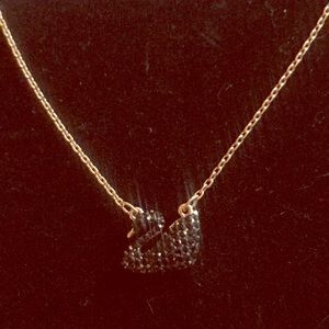 Black swan necklace